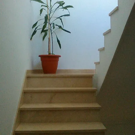 House With 3 Bedrooms In Sevilla, With Wonderful View And Wifi Apartment